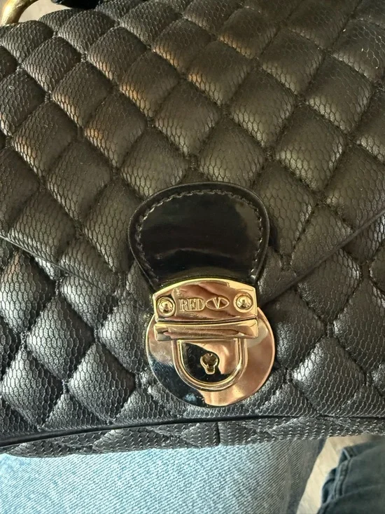 RED Valentino Quilted Black Shoulder Bag with Gold Hardware - Picture 3 of 5